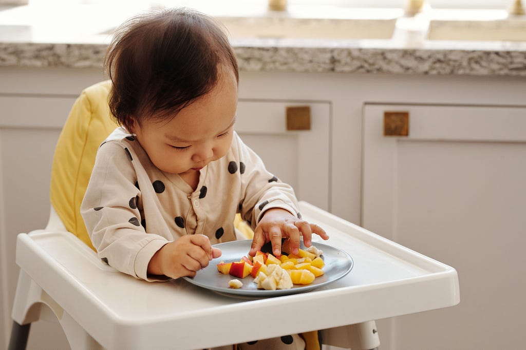 What Should My Baby Actually Eat at 6–12 Months?